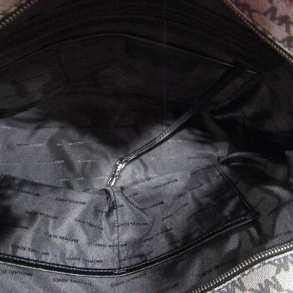 EUC Michael Kors Emry Signature Canvas Black Grey Large Zip Tote w/ Dustbag - Picture 5 of 5